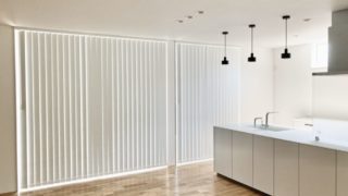 ご新築にタテ型ブラインド納品させて頂きました！