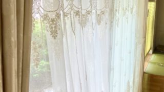 レースカーテン掛け替え納品しました。