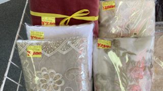 カーテン生地ハギレ準備してます！